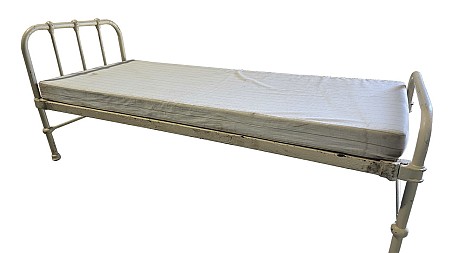 Period Cream Bed With Mattress